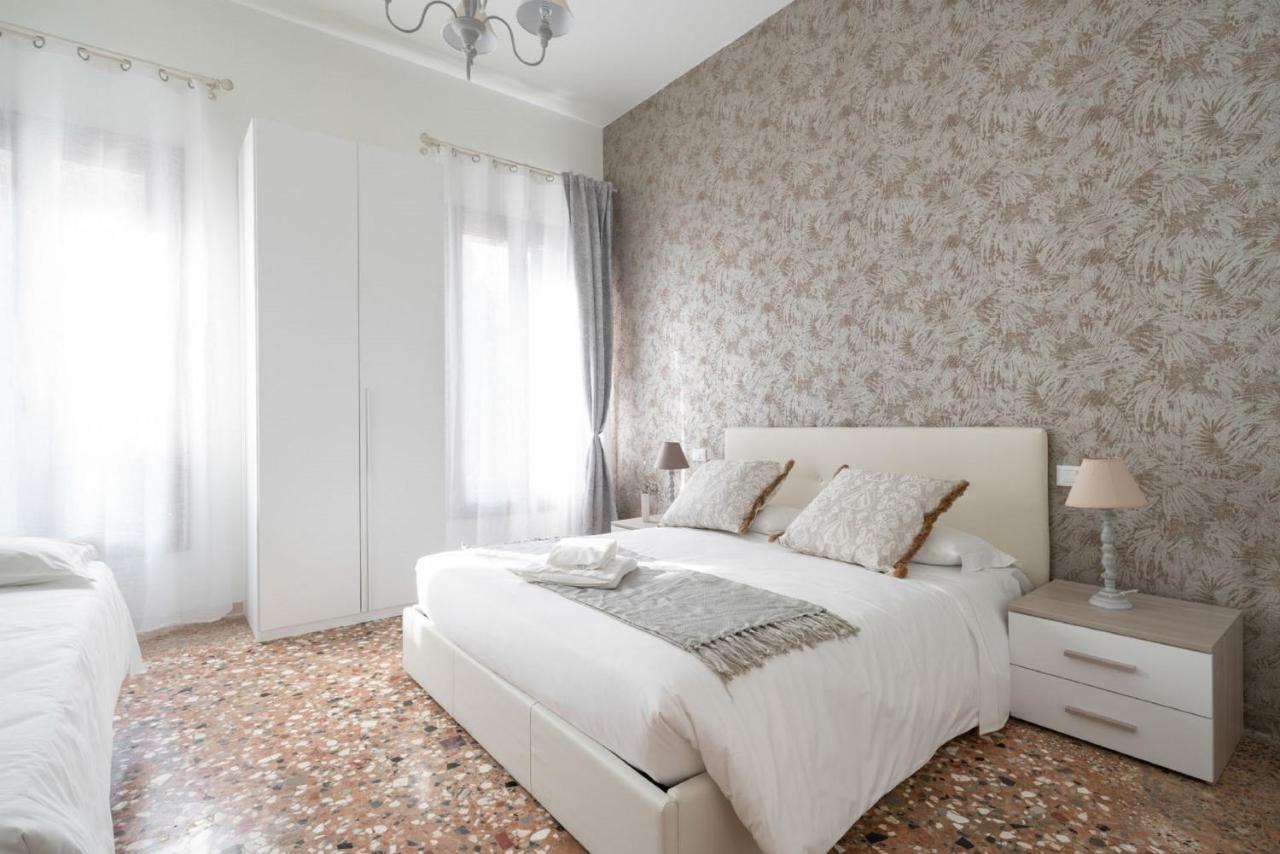 Accademia Charm Apartments By Wonderful Italy Venedik Dış mekan fotoğraf