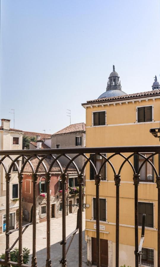 Accademia Charm Apartments By Wonderful Italy Venedik Dış mekan fotoğraf