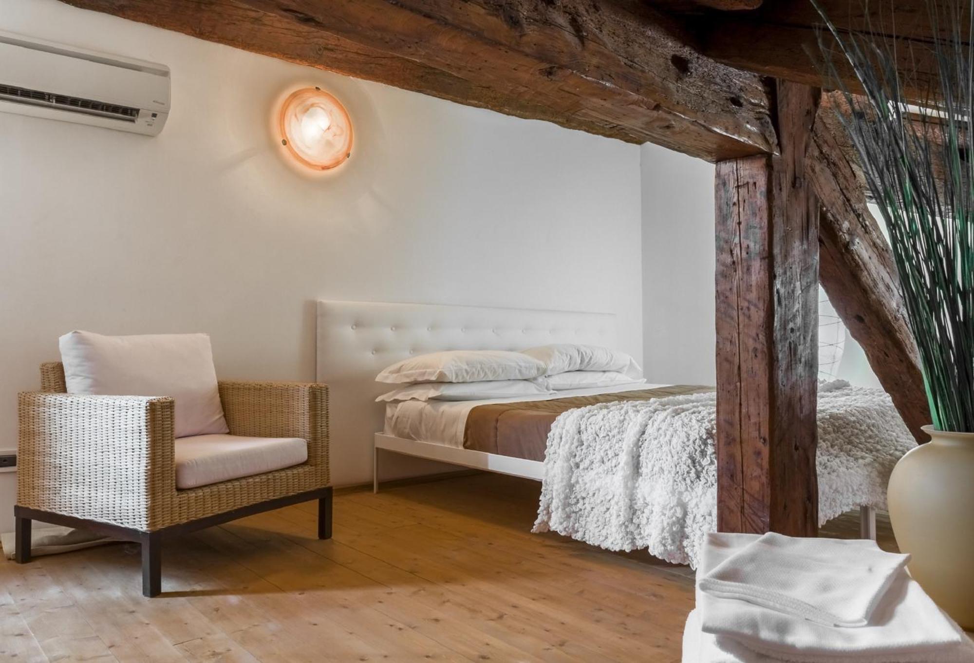 Accademia Charm Apartments By Wonderful Italy Venedik Dış mekan fotoğraf