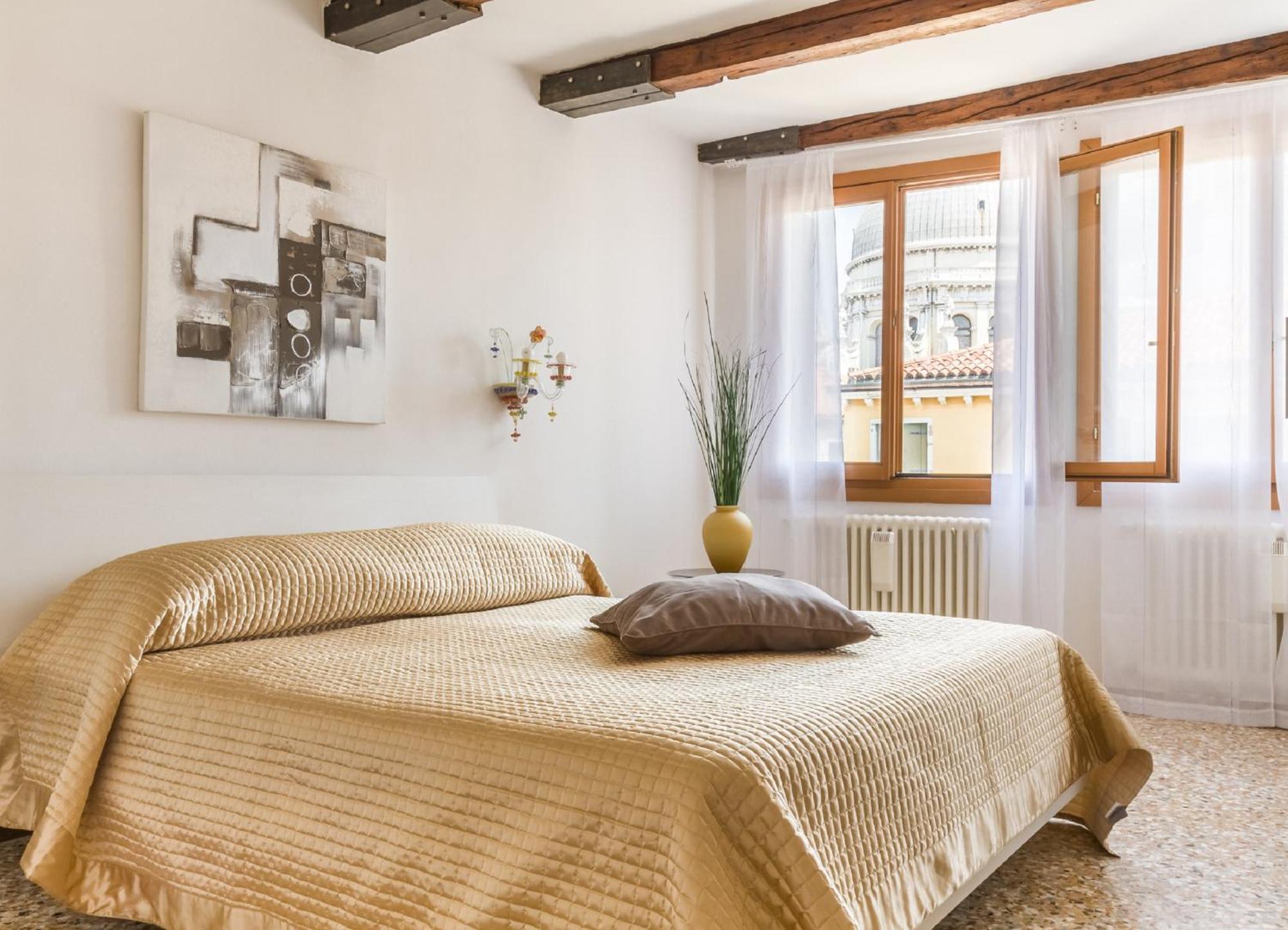 Accademia Charm Apartments By Wonderful Italy Venedik Dış mekan fotoğraf